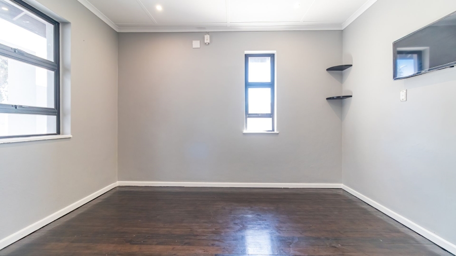 To Let commercial Property for Rent in Newton Park Eastern Cape